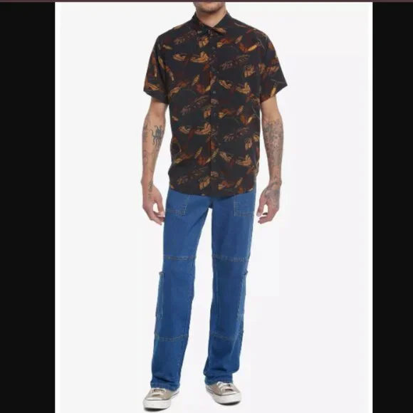 NEW MEN'S HOT TOPIC GRUNGE MOTH WOVEN BUTTON-UP SHIRT SZ M SKULLS